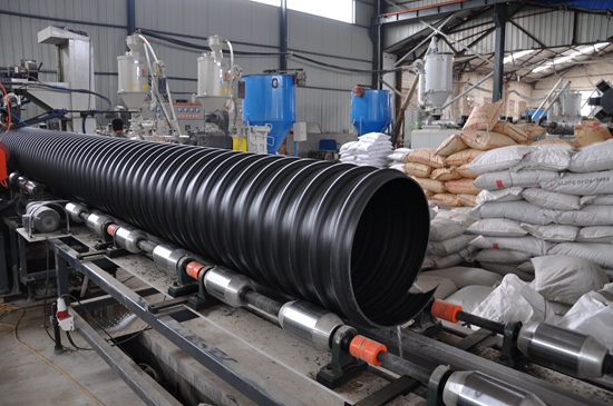 高密度聚乙烯碳素纤维护套管 设备 (5)